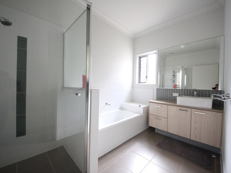North Lakes QLD 4509