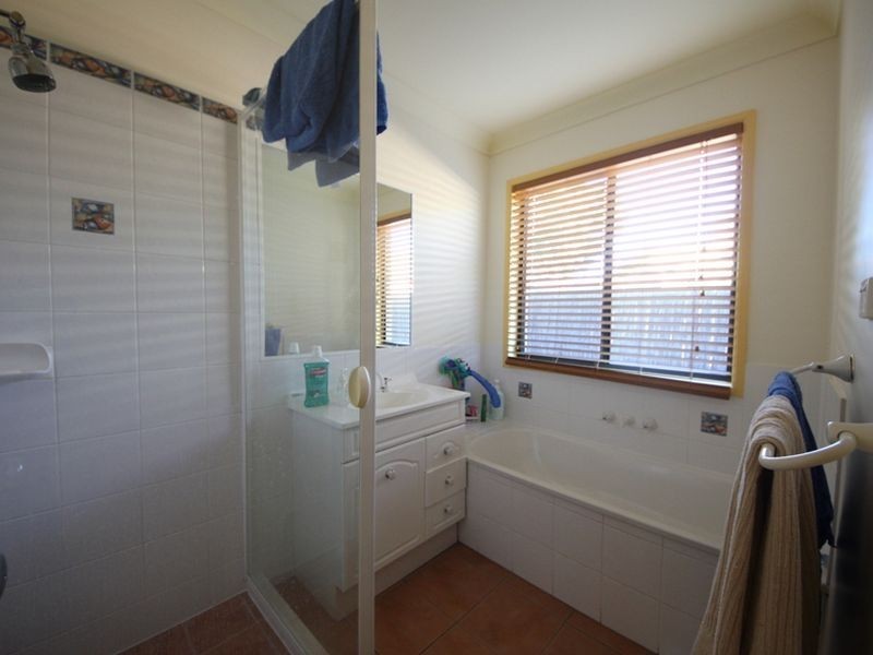 8 McNiven Court, North Lakes QLD 4509