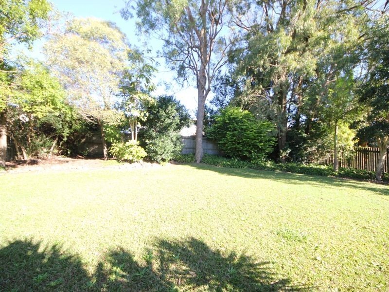 8 Minstrel Street, Kallangur QLD 4503