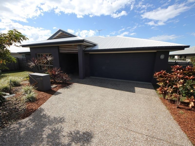 22 Lilly Crescent, Kallangur QLD 4503