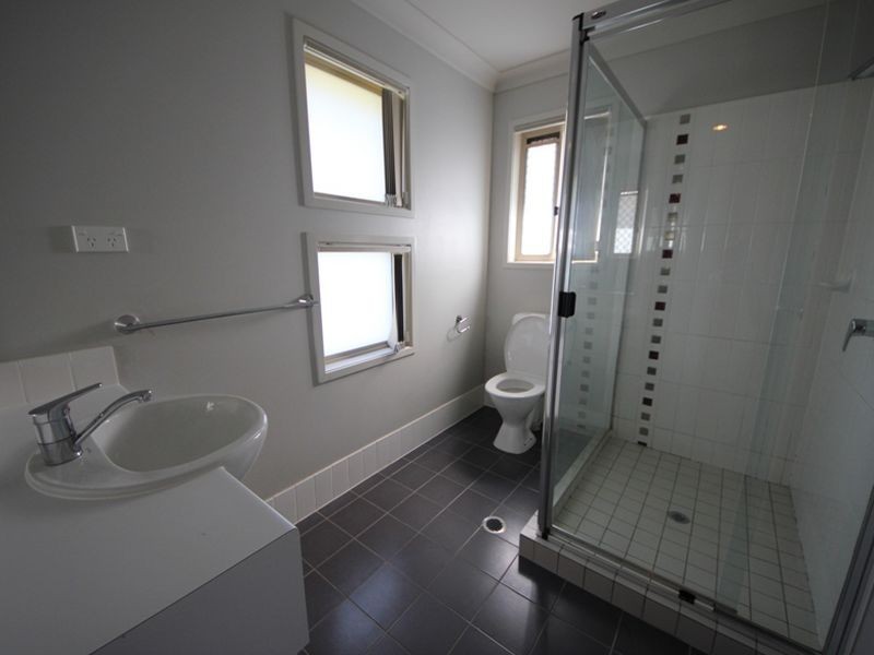 22 Lilly Crescent, Kallangur QLD 4503