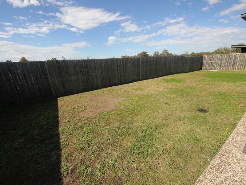 22 Lilly Crescent, Kallangur QLD 4503