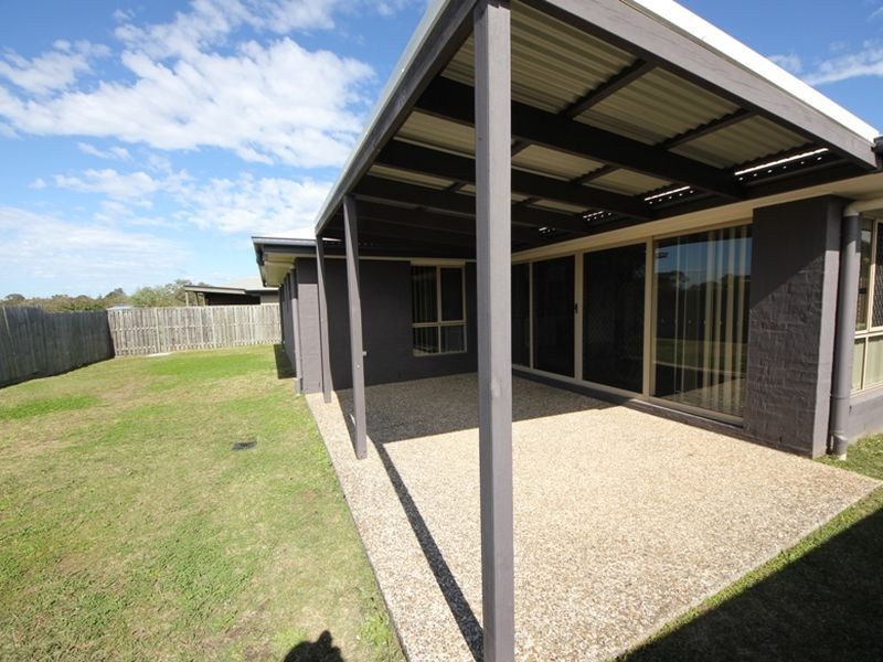 22 Lilly Crescent, Kallangur QLD 4503