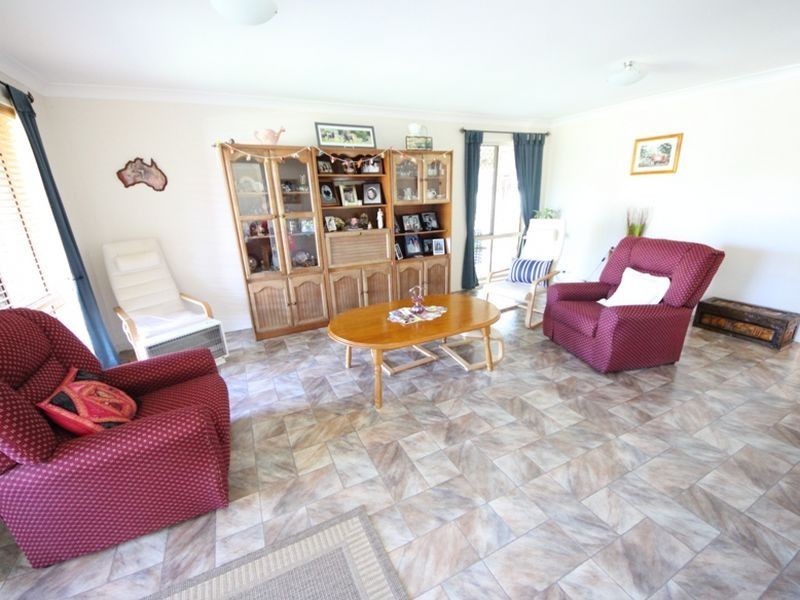 9 Wargon Street, Petrie QLD 4502