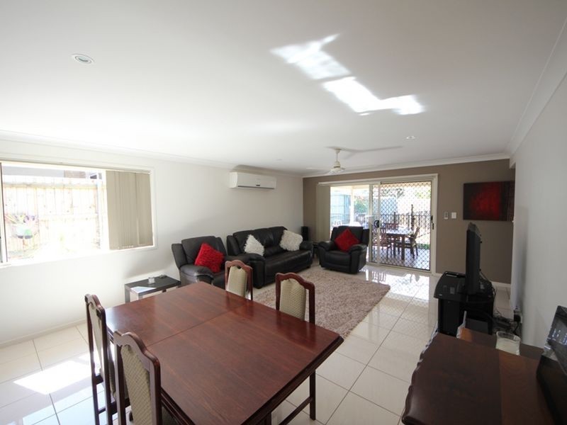 122 Glasshouse Circuit, Kallangur QLD 4503