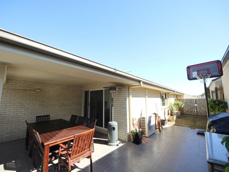 122 Glasshouse Circuit, Kallangur QLD 4503