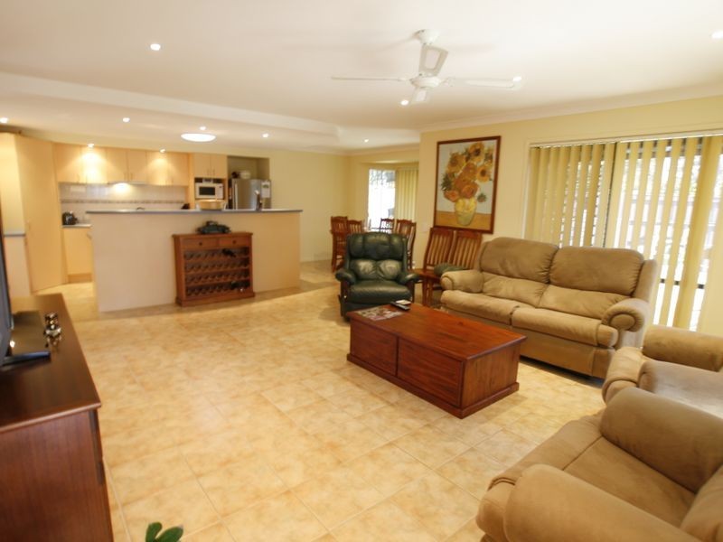 22 Corinto Court, Dakabin QLD 4503