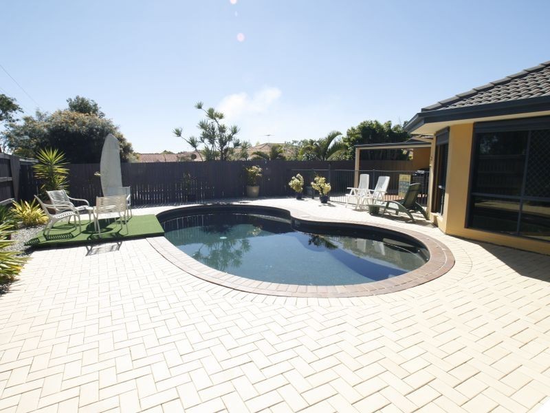 22 Corinto Court, Dakabin QLD 4503