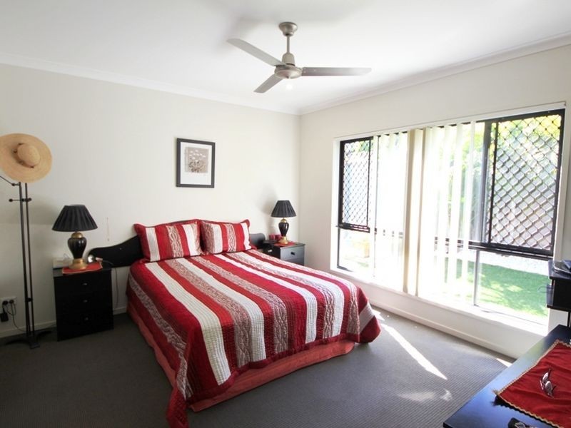 8 Illawarra Close, Griffin QLD 4503