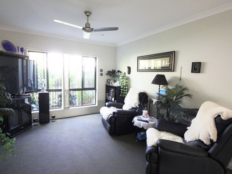 8 Illawarra Close, Griffin QLD 4503