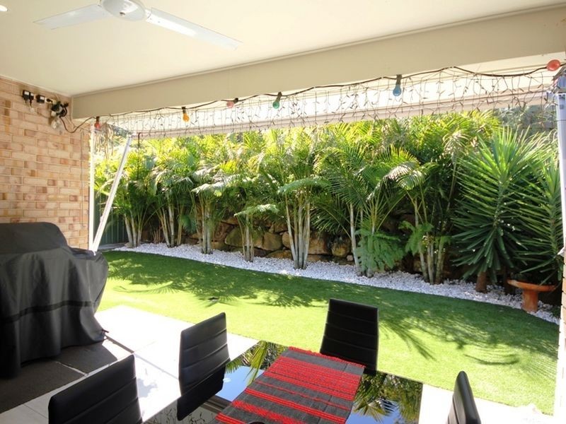 8 Illawarra Close, Griffin QLD 4503