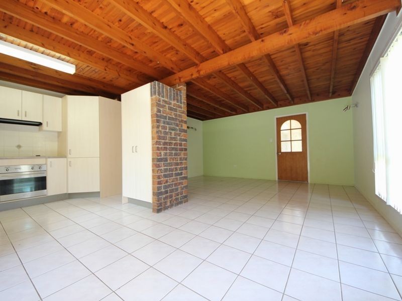 35 Belrose Avenue, Petrie QLD 4502