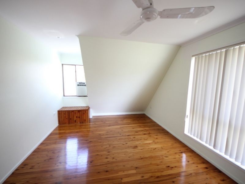 35 Belrose Avenue, Petrie QLD 4502