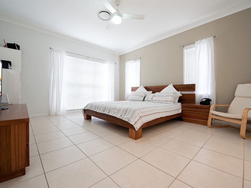 North Lakes QLD 4509