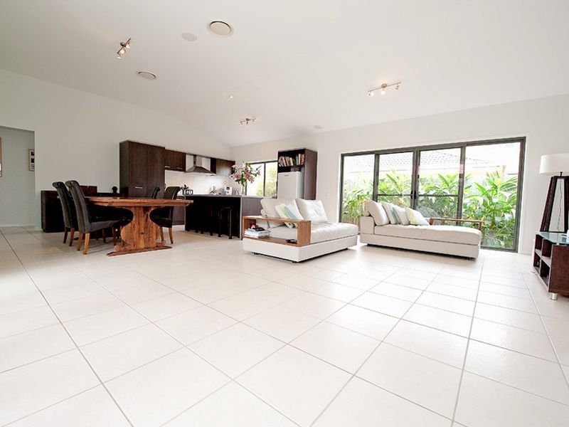 North Lakes QLD 4509