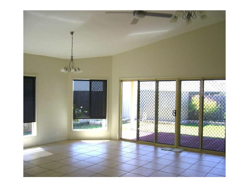 North Lakes QLD 4509