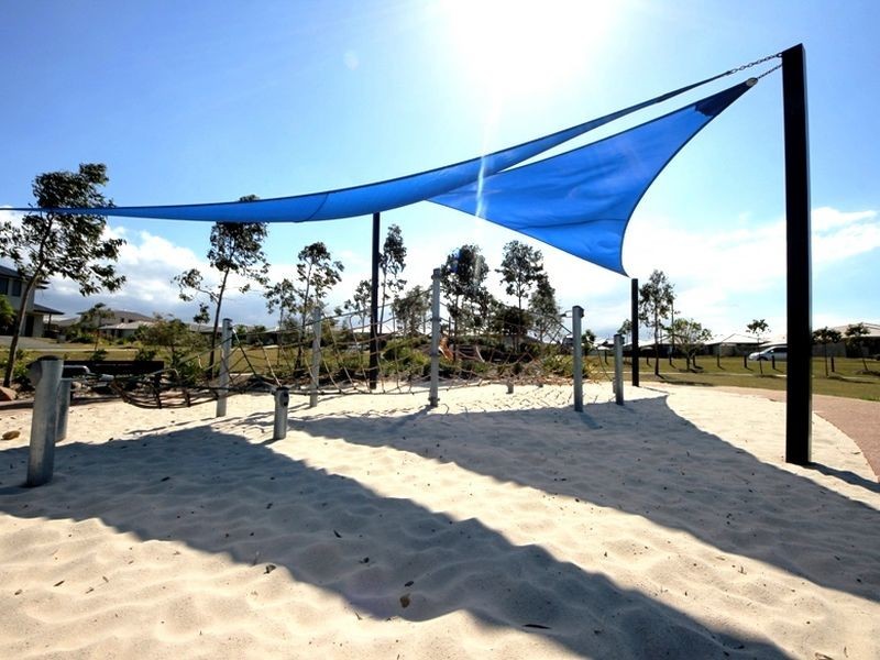 2 Severn Crescent, North Lakes QLD 4509