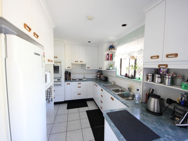 4 McBain Street, Kallangur QLD 4503
