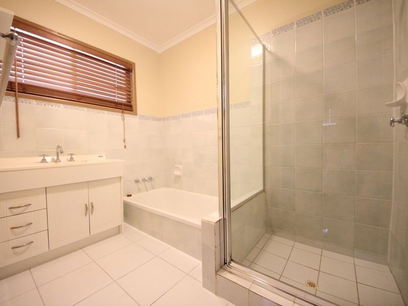 14 Keats Avenue, Strathpine QLD 4500