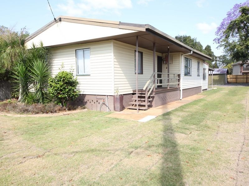 87 School Road, Kallangur QLD 4503