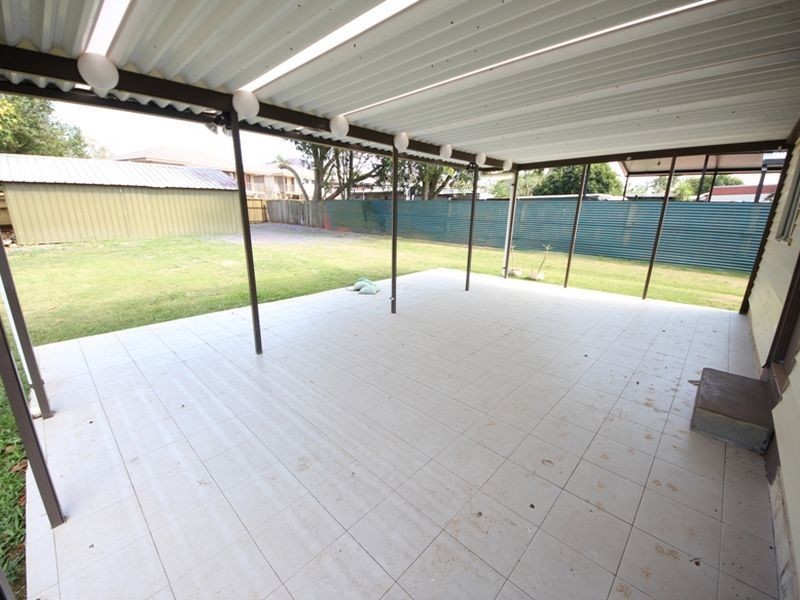 87 School Road, Kallangur QLD 4503