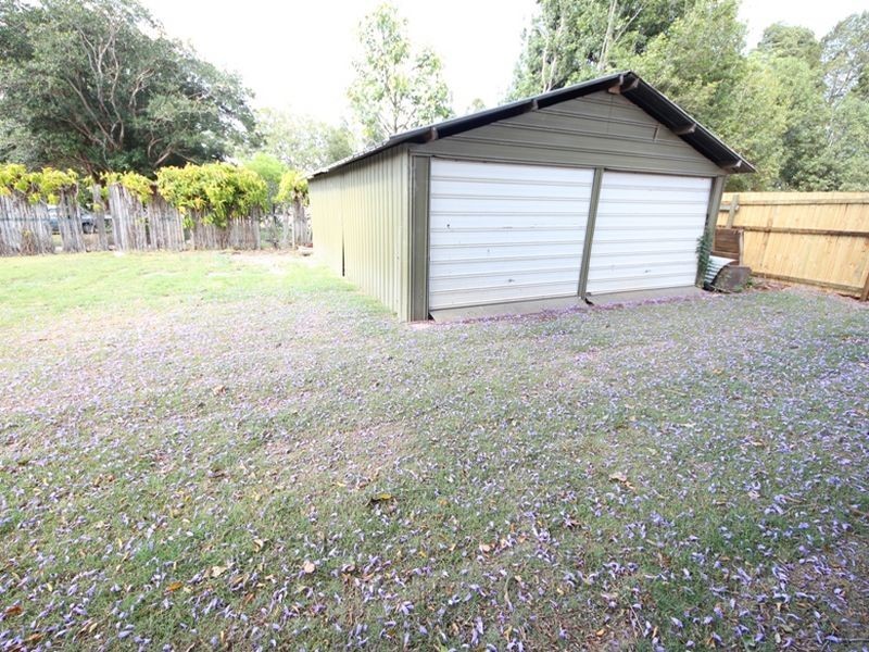 87 School Road, Kallangur QLD 4503