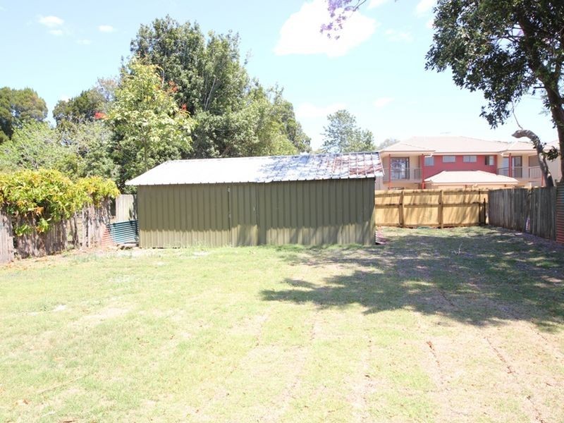 87 School Road, Kallangur QLD 4503