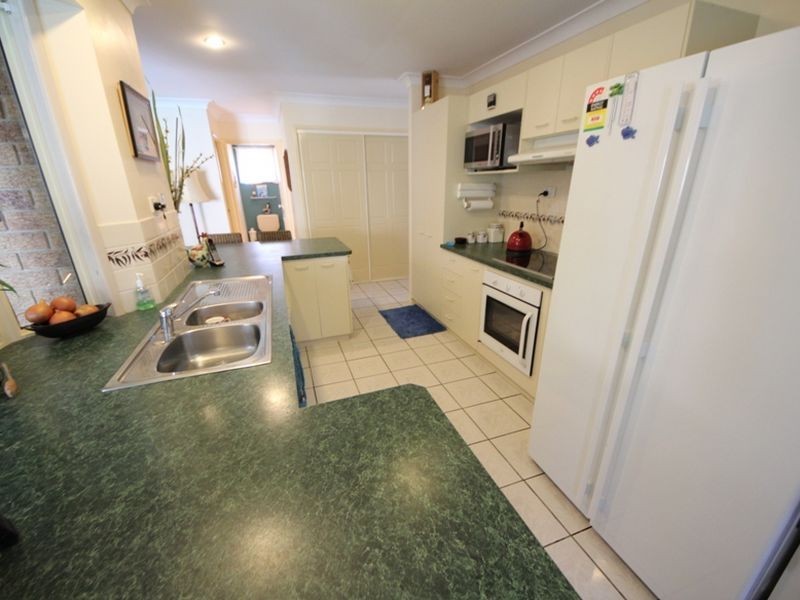 17 Donnelly Drive, Kallangur QLD 4503