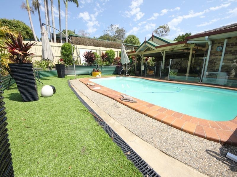 17 Donnelly Drive, Kallangur QLD 4503