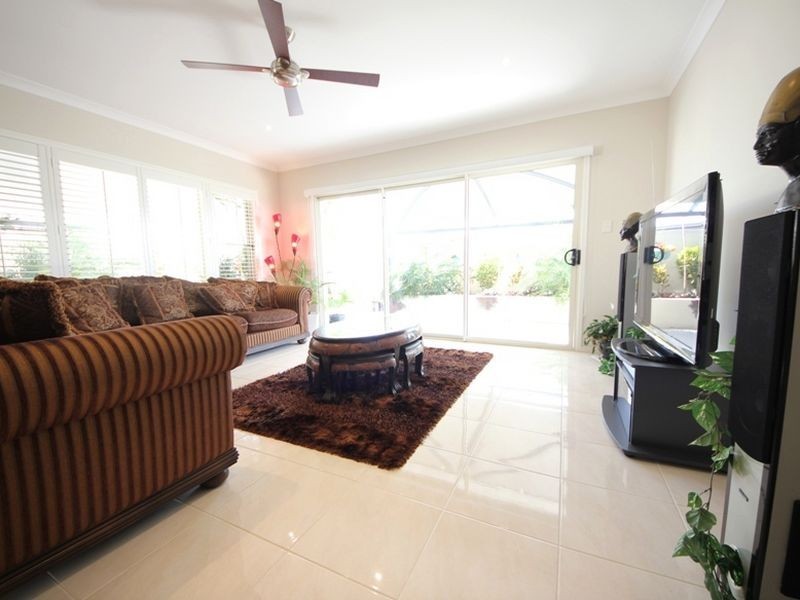 14 Baybreeze Crescent, Murrumba Downs QLD 4503