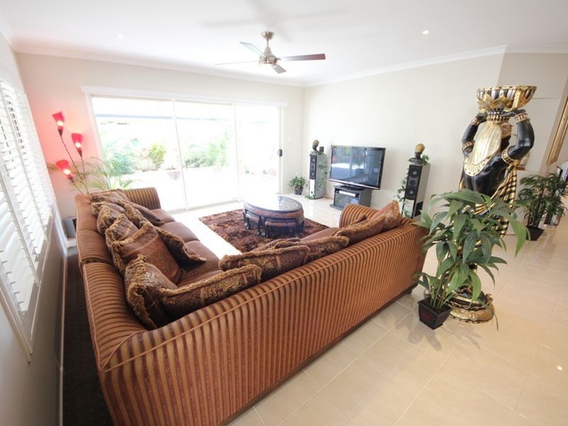 14 Baybreeze Crescent, Murrumba Downs QLD 4503