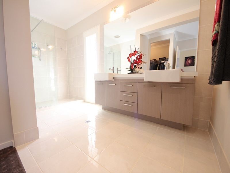 14 Baybreeze Crescent, Murrumba Downs QLD 4503