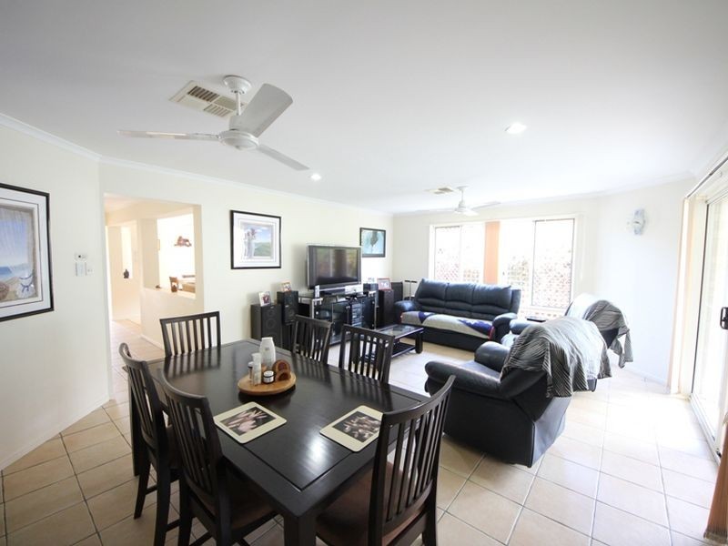 8 Hamersley Court, North Lakes QLD 4509