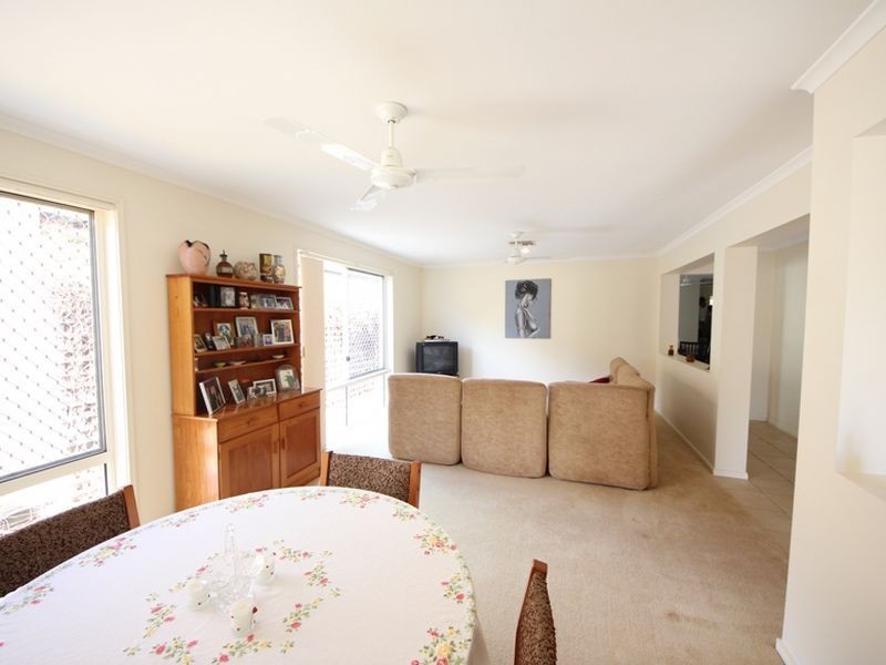 8 Hamersley Court, North Lakes QLD 4509