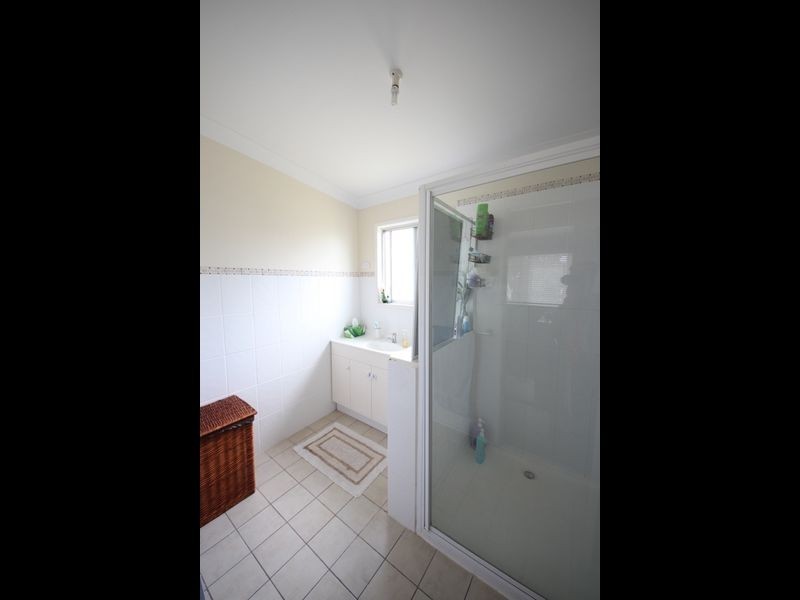 2 Bridgeman Street, Kallangur QLD 4503