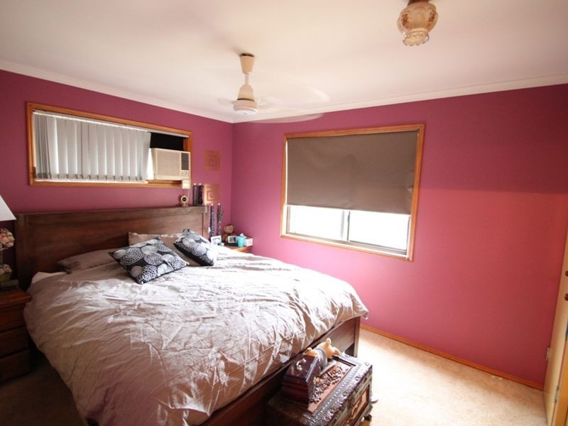6 Minstrel Street, Kallangur QLD 4503