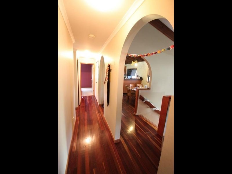 6 Minstrel Street, Kallangur QLD 4503
