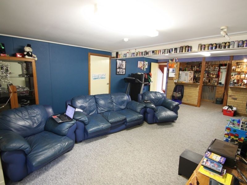 6 Minstrel Street, Kallangur QLD 4503
