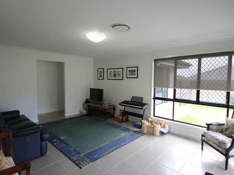 12 Sunstone Circuit, Mango Hill QLD 4509