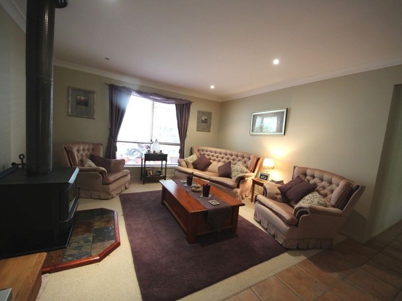 6 Monarch Court, Kallangur QLD 4503