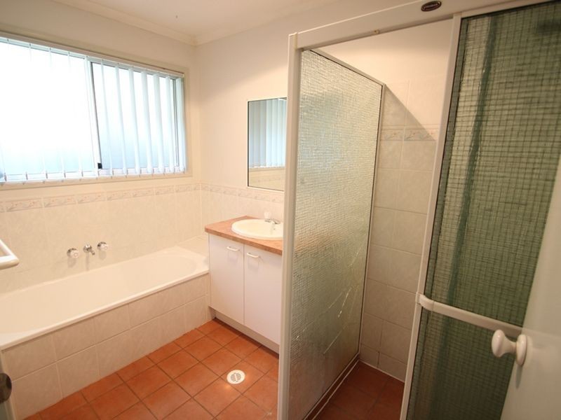 10 Emperor Court, Kallangur QLD 4503