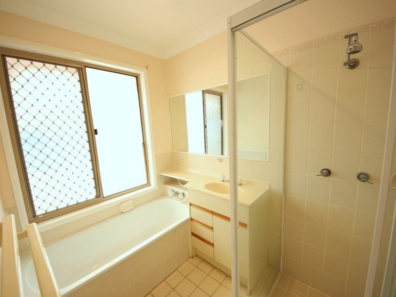 86 Allison Drive, Kallangur QLD 4503