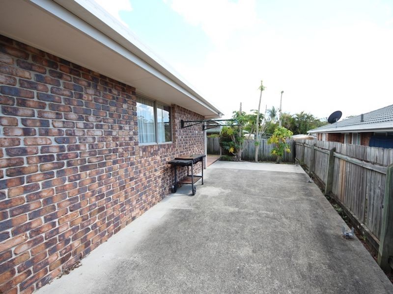 86 Allison Drive, Kallangur QLD 4503
