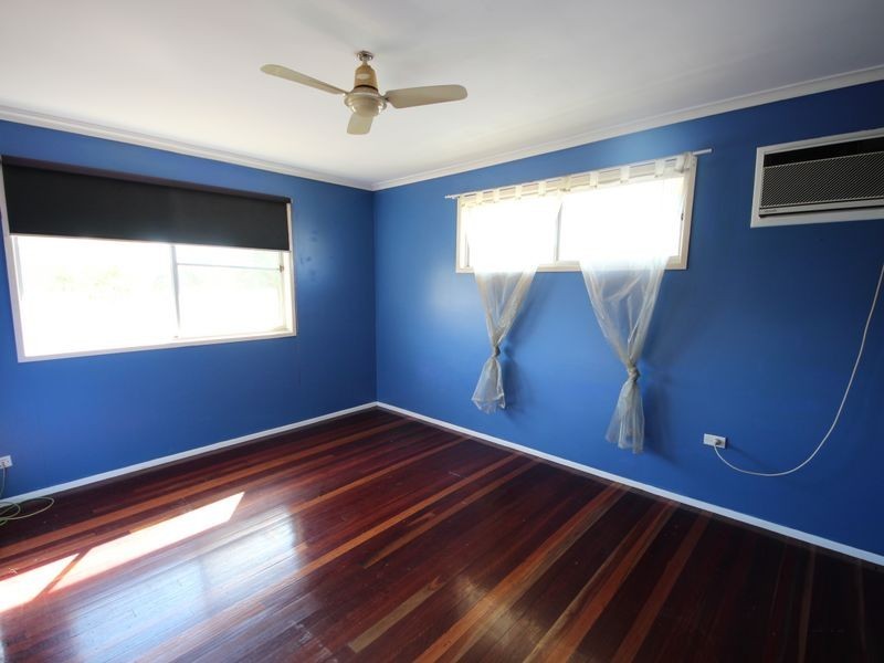 25 Lintone Street, Kallangur QLD 4503