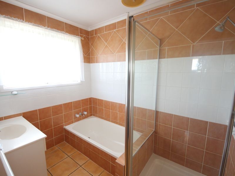 25 Lintone Street, Kallangur QLD 4503