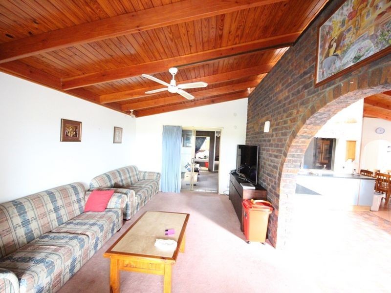 84 Learmonth Street, Strathpine QLD 4500