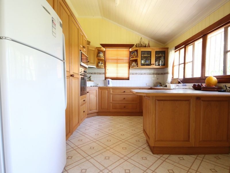 20 Young Street, Petrie QLD 4502