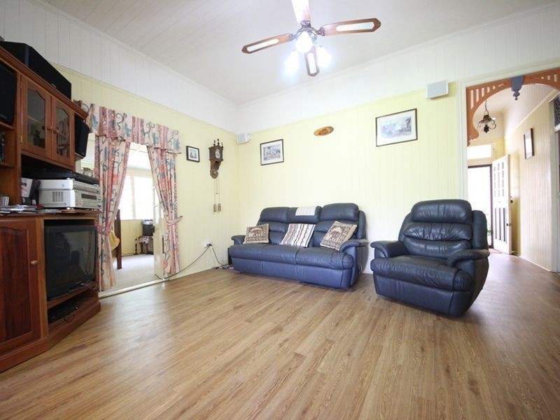 20 Young Street, Petrie QLD 4502