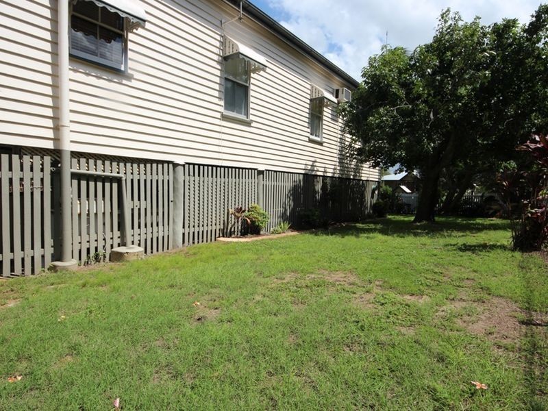 20 Young Street, Petrie QLD 4502