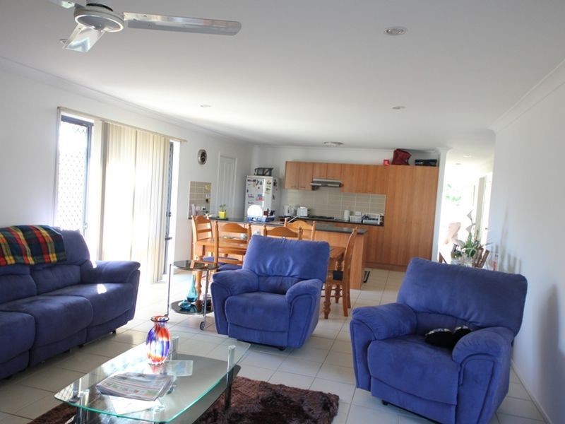 35 Allison Drive, Kallangur QLD 4503